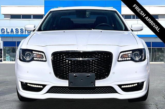 2023 Chrysler 300 Touring-L AWD