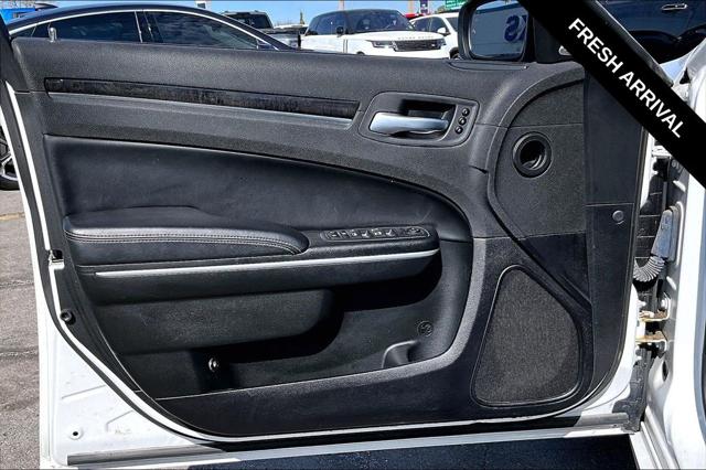 2023 Chrysler 300 Touring-L AWD