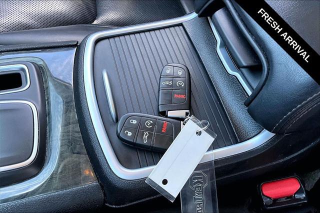 2023 Chrysler 300 Touring-L AWD