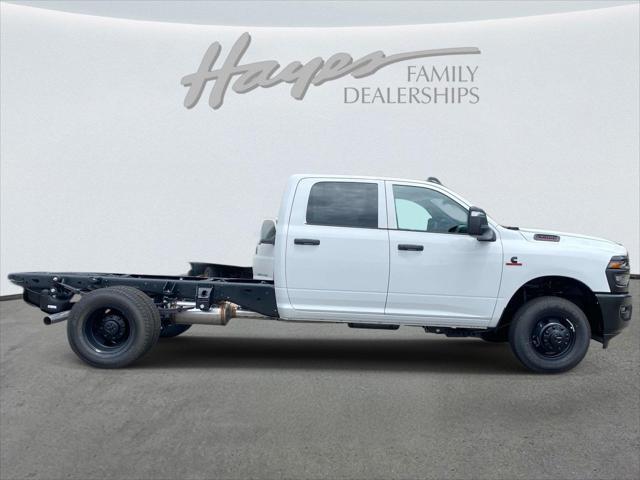 2026 RAM 3500 Chassis RAM 3500 TRADESMAN CREW CAB CHASSIS 4X4 60 CA