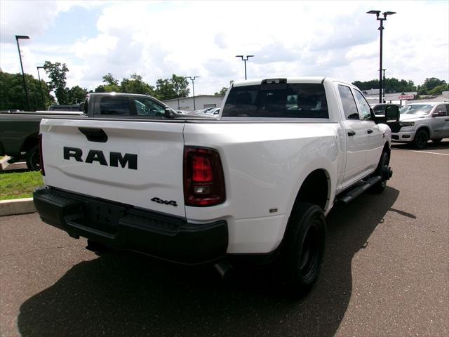 2026 RAM Ram 3500 RAM 3500 TRADESMAN CREW CAB 4X4 8 BOX