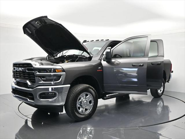 2026 RAM Ram 3500 RAM 3500 TRADESMAN CREW CAB 4X4 64 BOX 2026 RAM Ram 3500 RAM 3500 TRADESMAN CREW CAB 4X4 64 BOX