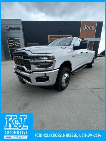 2026 RAM Ram 3500 RAM 3500 TRADESMAN CREW CAB 4X4 8 BOX