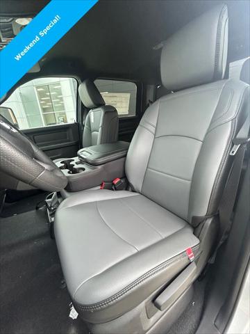 2026 RAM Ram 3500 RAM 3500 TRADESMAN CREW CAB 4X4 8 BOX