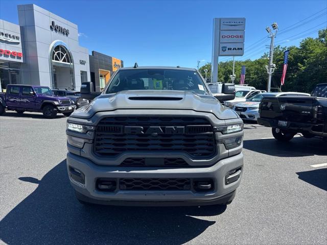 2026 RAM Ram 2500 RAM 2500 BLACK EXPRESS CREW CAB 4X4 64 BOX 2026 RAM Ram 2500 RAM 2500 BLACK EXPRESS CREW CAB 4X4 64 BOX