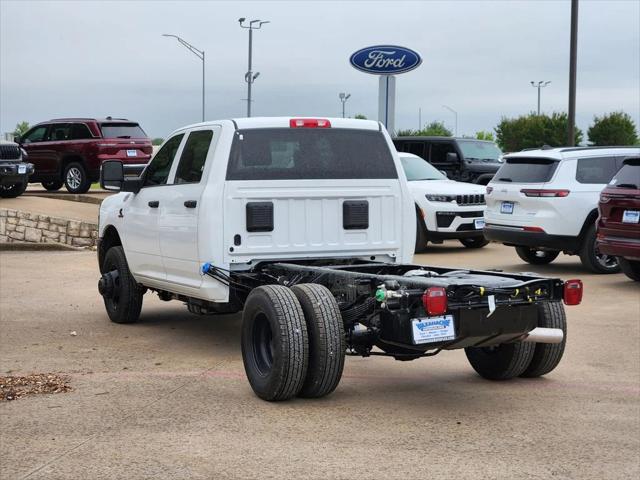 2026 RAM Ram 3500 Chassis Cab RAM 3500 TRADESMAN CREW CAB CHASSIS 4X4 60 CA 2026 RAM Ram 3500 Chassis Cab RAM 3500 TRADESMAN CREW CAB CHASSIS 4X4 60 CA