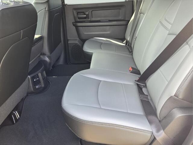 2026 Ram 2500 Tradesman Crew Cab 4x4 6'4" Box