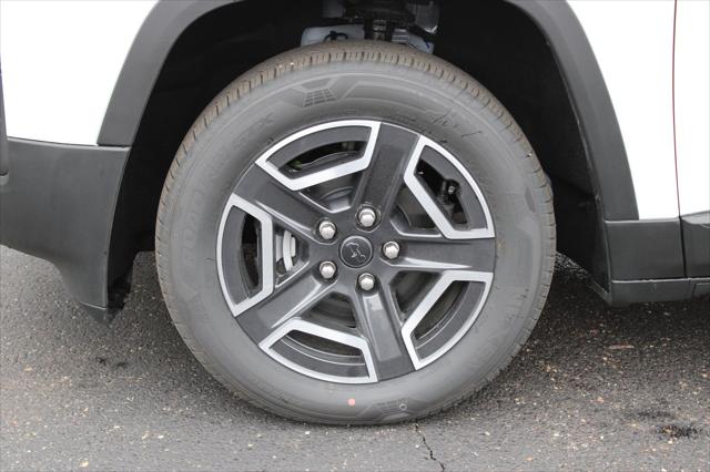 2026 Jeep Cherokee Laredo 4x4
