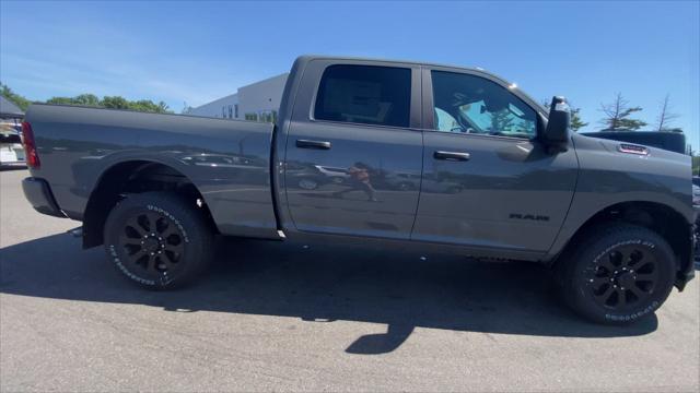 2026 RAM 3500 RAM 3500 BIG HORN CREW CAB 4X4 64 BOX