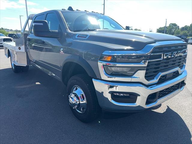 2026 RAM Ram 3500 Chassis Cab RAM 3500 TRADESMAN CREW CAB CHASSIS 4X4 60 CA