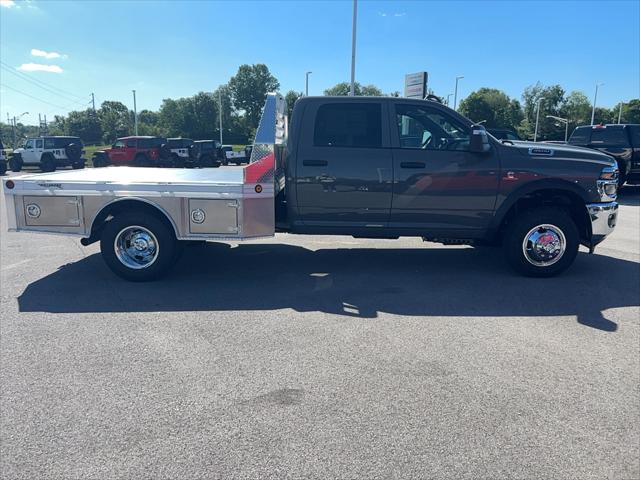 2026 RAM Ram 3500 Chassis Cab RAM 3500 TRADESMAN CREW CAB CHASSIS 4X4 60 CA