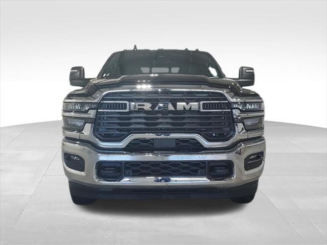 2026 RAM Ram 3500 RAM 3500 TRADESMAN CREW CAB 4X4 8 BOX