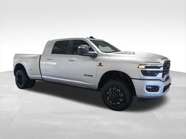 2026 RAM Ram 3500 RAM 3500 LARAMIE MEGA CAB 4X4 64 BOX
