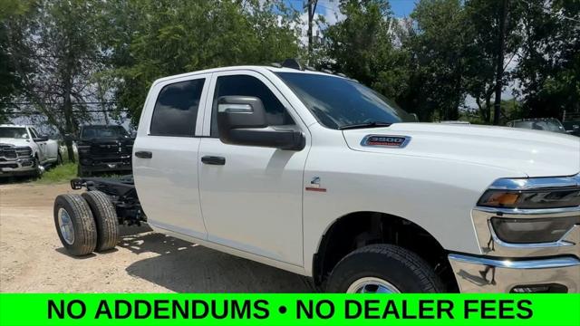 2026 RAM Ram 3500 Chassis Cab RAM 3500 TRADESMAN CREW CAB CHASSIS 4X4 60 CA 2026 RAM Ram 3500 Chassis Cab RAM 3500 TRADESMAN CREW CAB CHASSIS 4X4 60 CA