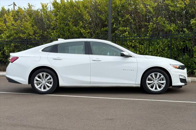 2022 Chevrolet Malibu FWD LT
