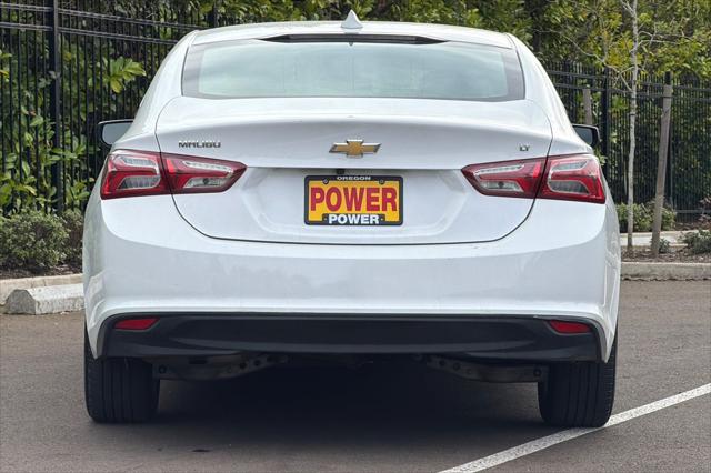 2022 Chevrolet Malibu FWD LT