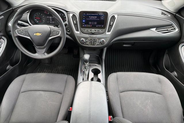 2022 Chevrolet Malibu FWD LT