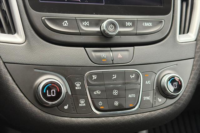 2022 Chevrolet Malibu FWD LT