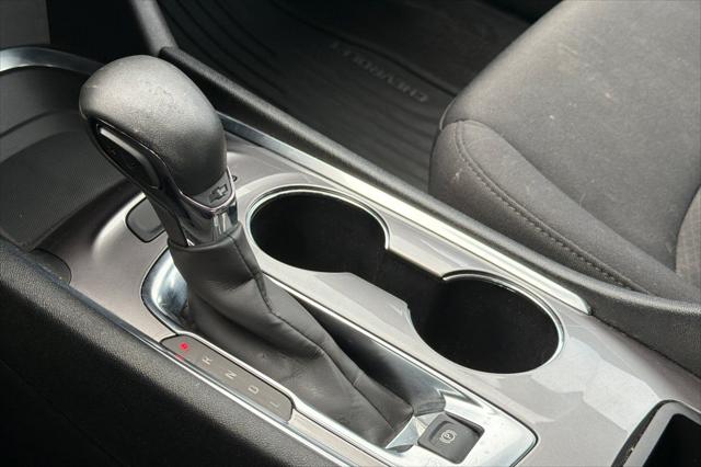 2022 Chevrolet Malibu FWD LT