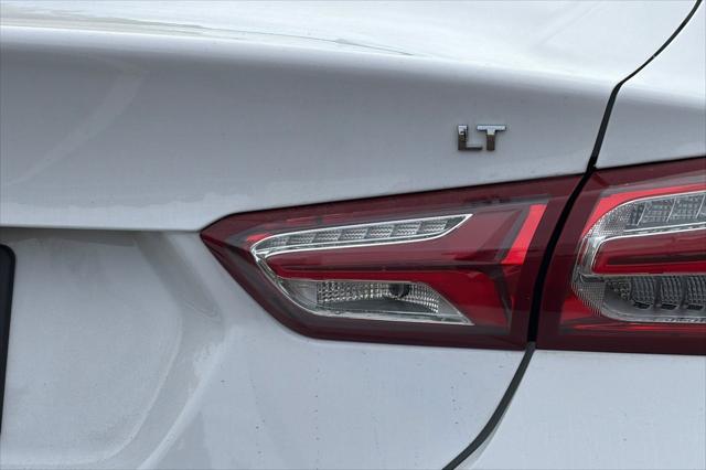 2022 Chevrolet Malibu FWD LT