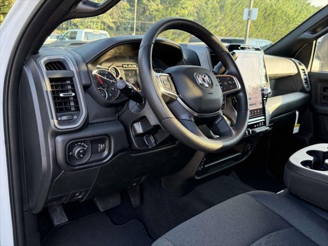 2026 RAM Ram 3500 RAM 3500 TRADESMAN CREW CAB 4X4 8 BOX