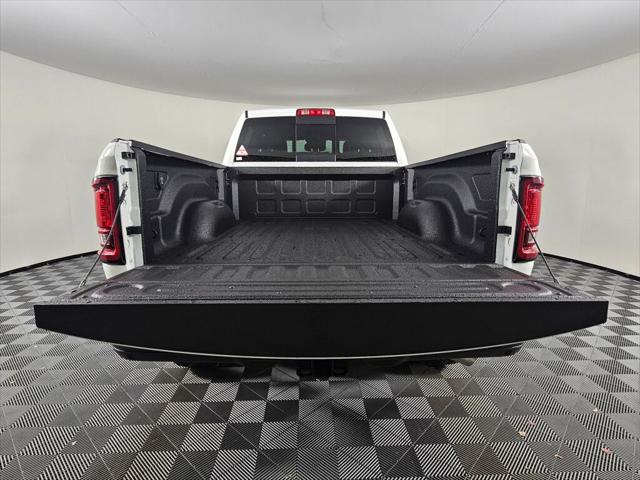 2026 Ram 2500 Warlock Crew Cab 4x4 6'4" Box