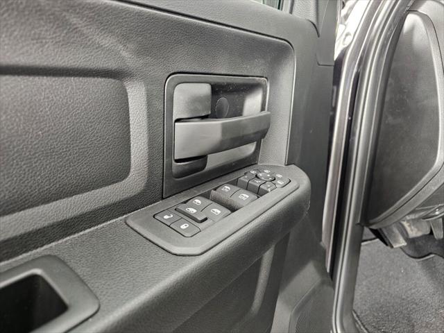 2026 Ram 2500 Black Express Crew Cab 4x4 8" Box