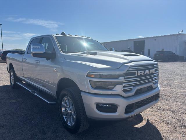 2026 RAM Ram 3500 RAM 3500 LARAMIE CREW CAB 4X4 8 BOX