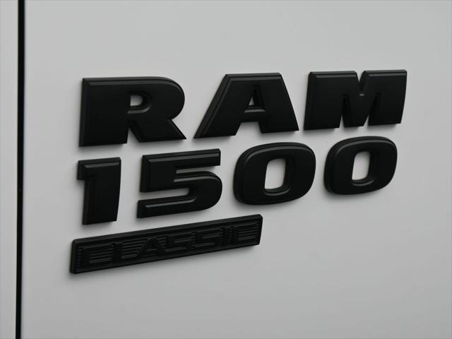 2024 Ram 1500 Classic Warlock Crew Cab 4x4 5'7" Box