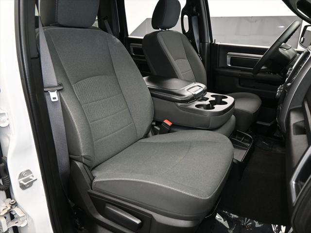 2024 Ram 1500 Classic Warlock Crew Cab 4x4 5'7" Box