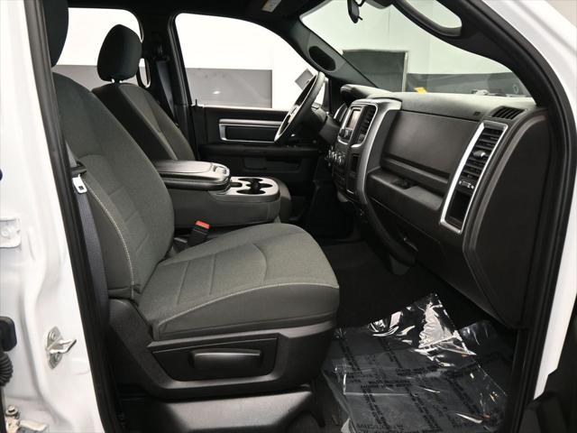 2024 Ram 1500 Classic Warlock Crew Cab 4x4 5'7" Box