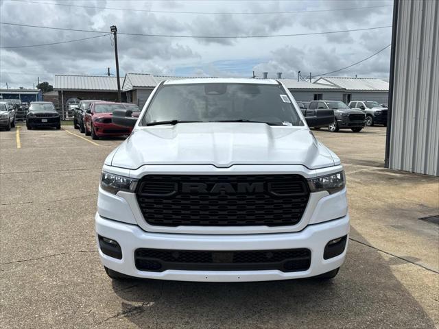 2026 RAM 1500 RAM 1500 EXPRESS CREW CAB 4X2 57 BOX
