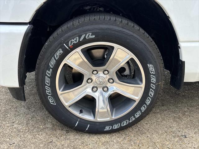 2026 RAM 1500 RAM 1500 EXPRESS CREW CAB 4X2 57 BOX