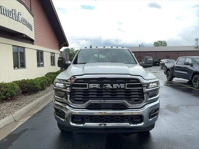 2026 Ram 3500 Tradesman Crew Cab 4x4 8 Box