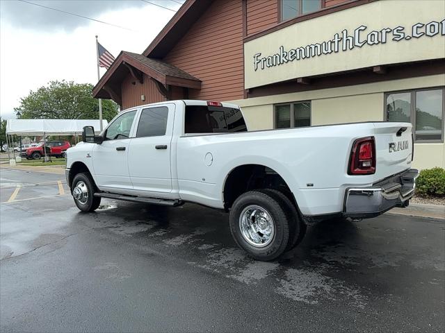 2026 Ram 3500 Tradesman Crew Cab 4x4 8 Box