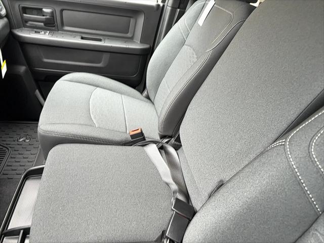 2026 Ram 3500 Tradesman Crew Cab 4x4 8 Box