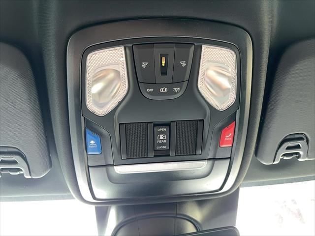 2026 Ram 3500 Tradesman Crew Cab 4x4 8 Box