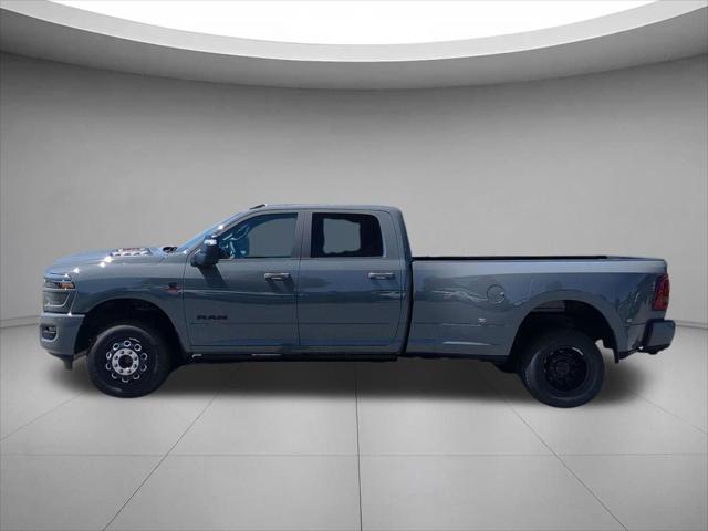 2026 RAM Ram 3500 RAM 3500 LARAMIE CREW CAB 4X4 8 BOX