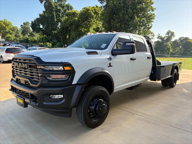 2026 RAM 5500 Chassis RAM 5500 TRADESMAN CHASSIS CREW CAB 4X4 84 CA