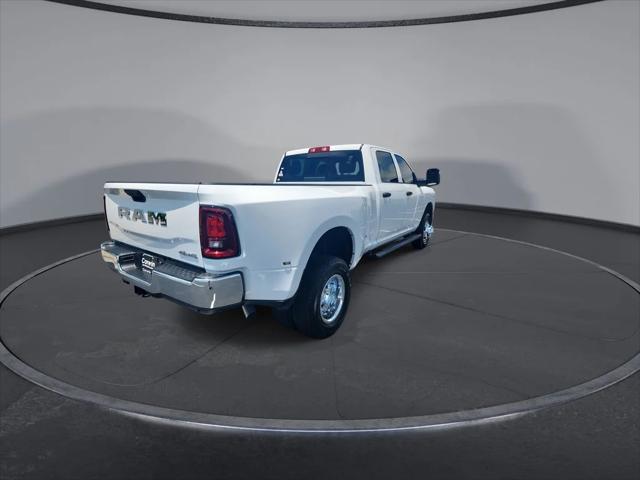 2026 Ram 3500 Tradesman Crew Cab 4x4 8' Box