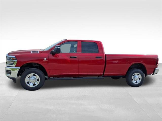 2026 RAM Ram 3500 RAM 3500 TRADESMAN CREW CAB 4X4 8 BOX