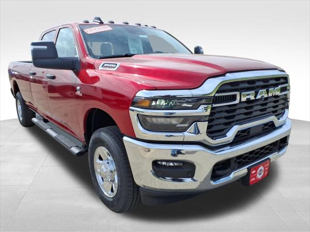 2026 Ram 3500 Tradesman Crew Cab 4x4 8' Box