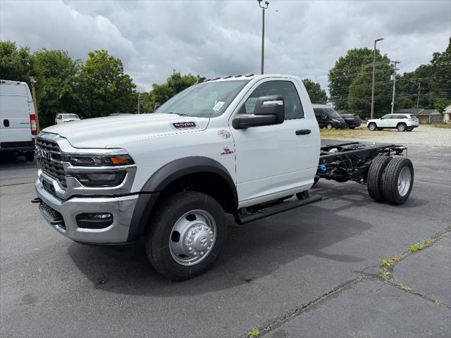 2026 RAM Ram 5500 Chassis Cab RAM 5500 TRADESMAN CHASSIS REGULAR CAB 4X4 84 CA