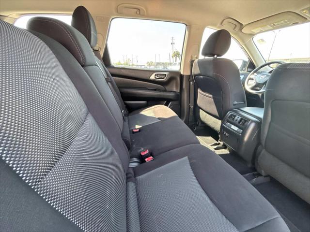 2020 Nissan Pathfinder S 4WD