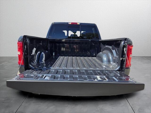 2026 Ram 1500 Big Horn Crew Cab 4x2 57 Box
