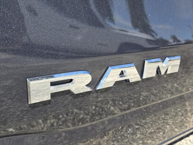 2026 Ram 1500 Big Horn Crew Cab 4x2 57 Box