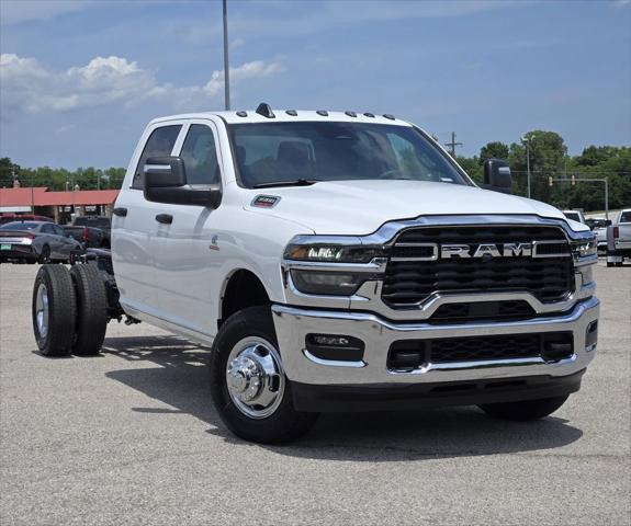 2026 RAM Ram 3500 Chassis Cab RAM 3500 TRADESMAN CREW CAB CHASSIS 4X4 60 CA