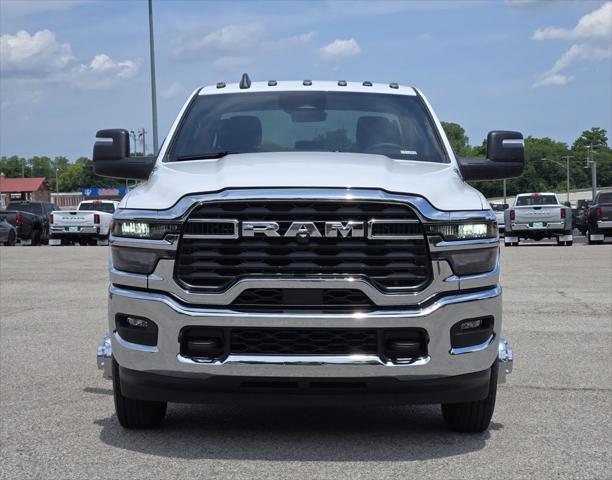 2026 RAM 3500 Chassis RAM 3500 TRADESMAN CREW CAB CHASSIS 4X4 60 CA