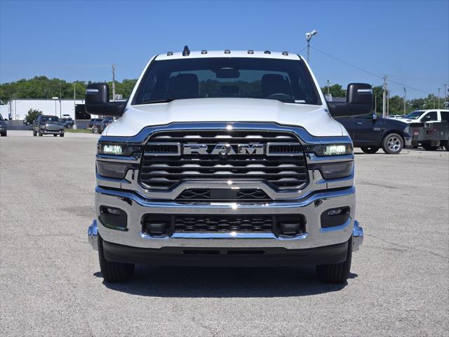 2026 RAM 3500 Chassis RAM 3500 TRADESMAN CREW CAB CHASSIS 4X4 60 CA