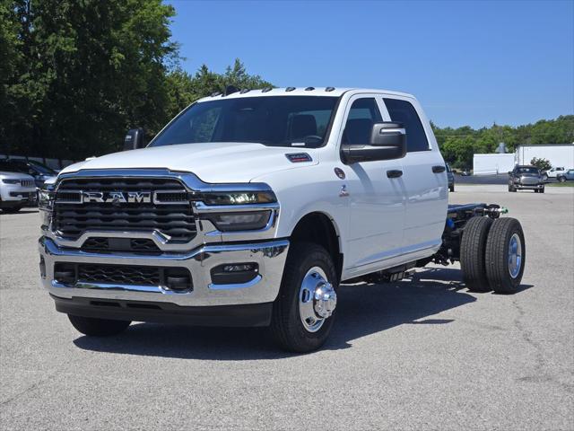 2026 RAM 3500 Chassis RAM 3500 TRADESMAN CREW CAB CHASSIS 4X4 60 CA